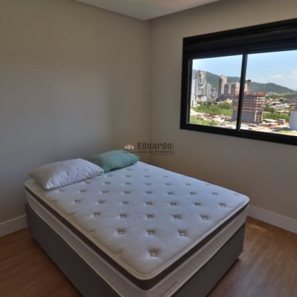 APARATMENTO FRENTE MAR EM BAL.PEREQU�.