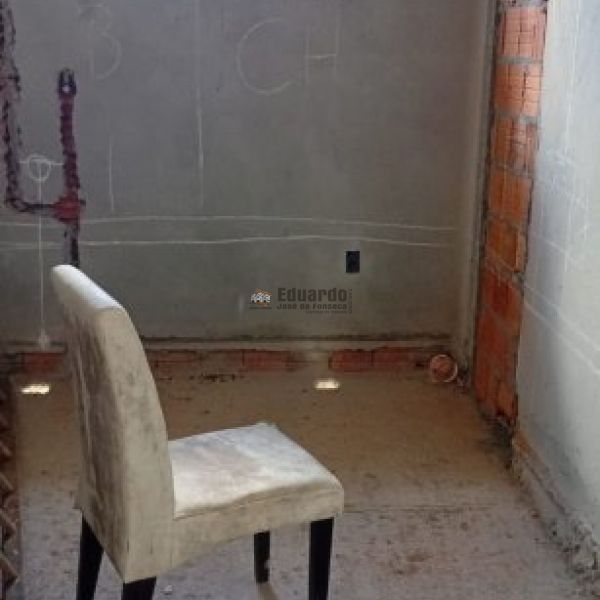 CASA DE ALTO PADR�O NO BAIRRO AREIAS