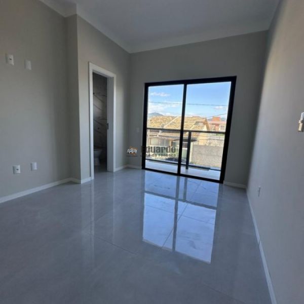 SOBRADO GEMINADO PR�XIMO AO VIVA PARK