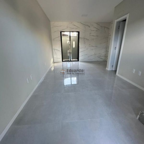 SOBRADO GEMINADO PR�XIMO AO VIVA PARK