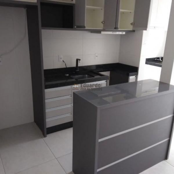 APARTAMENTO 02 DORMIT�RIOS 900 METROS DO MAR