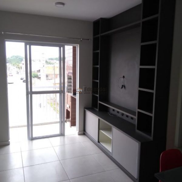 APARTAMENTO 02 DORMIT�RIOS 900 METROS DO MAR