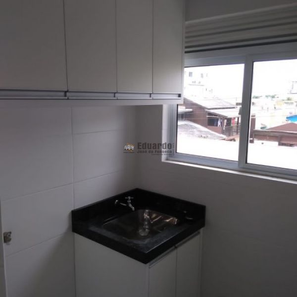 APARTAMENTO 02 DORMIT�RIOS 900 METROS DO MAR