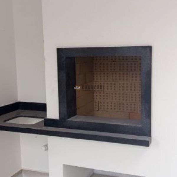 APARTAMENTO ALTO PADR�O 30 METROS DO MAR