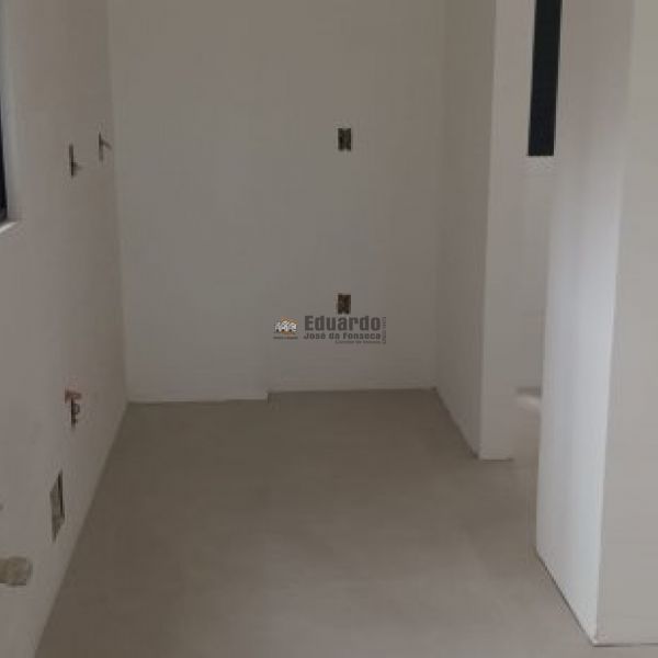 APARTAMENTO ALTO PADR�O 30 METROS DO MAR