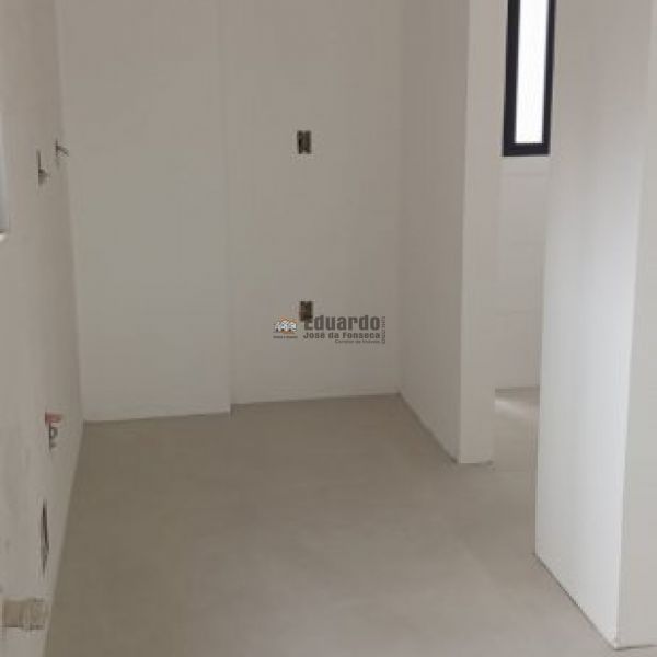 APARTAMENTO ALTO PADR�O 30 METROS DO MAR