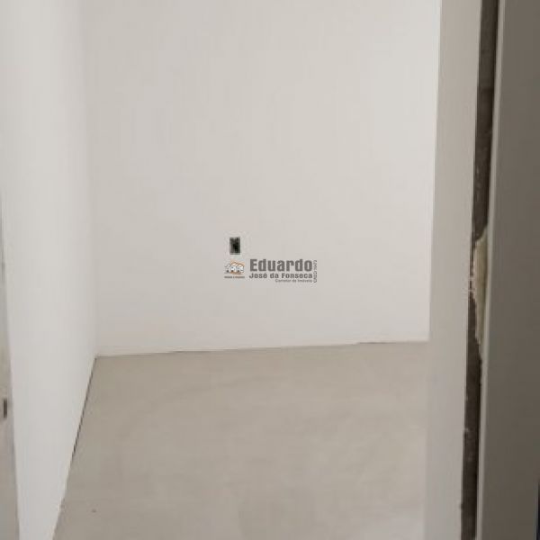 APARTAMENTO ALTO PADR�O 30 METROS DO MAR