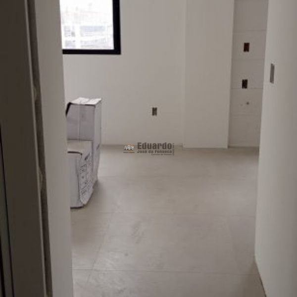 APARTAMENTO ALTO PADR�O 30 METROS DO MAR