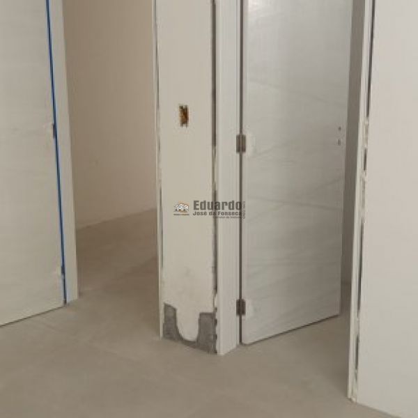 APARTAMENTO ALTO PADR�O 30 METROS DO MAR