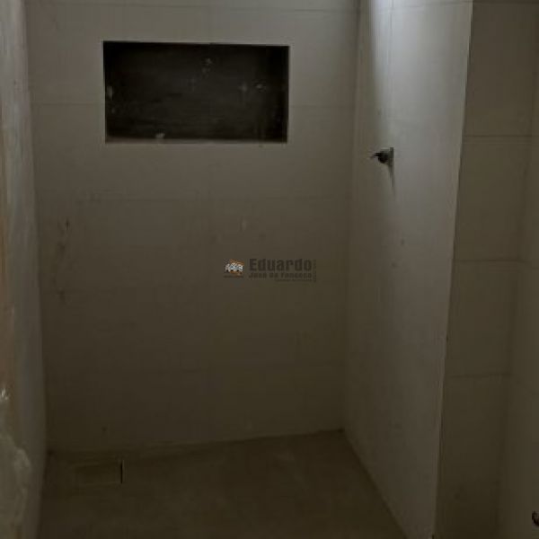 APARTAMENTO ALTO PADR�O 30 METROS DO MAR