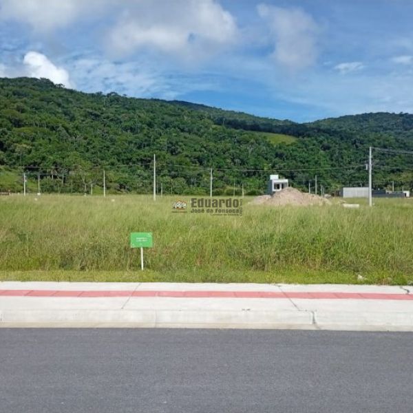 TERRENO RESIDENCIAL PRONTO PARA CONSTRUIR