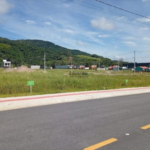 TERRENO RESIDENCIAL PRONTO PARA CONSTRUIR