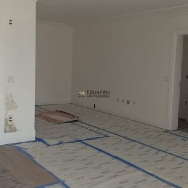 APARTAMENTO 04 SU�TES PALAIS ROYAL - DALLO