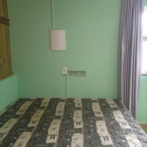 CASA COM 03 DORMIT�RIOS NA PRAIA DE BOMBAS