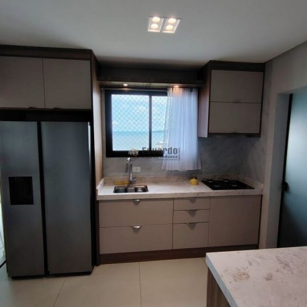 APARTAMENTO COM 02 SU�TES PR�XIMO AO PIER E HARD R