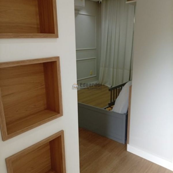 CASA NO CORA��O DE PORTO BELO