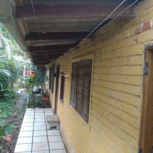 CASA NO BAIRRO VILA NOVA 