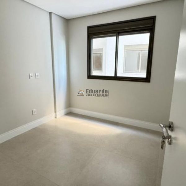 APARTAMENTO 03 SU�TES FRENTE MAR EM PALMAS SC