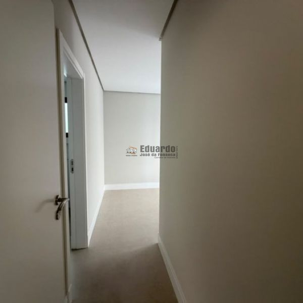 APARTAMENTO FRENTE MAR COM 03 SU�TES