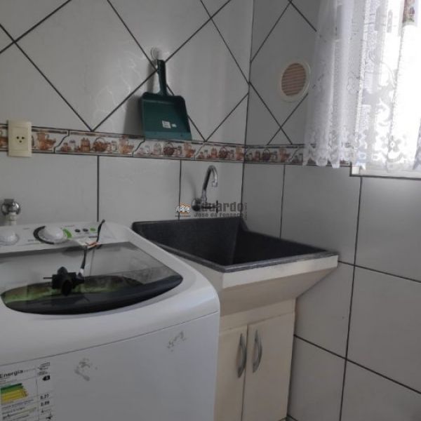 APARTAMENTO 02 DORMIT�RIOS EM TIJUCAS