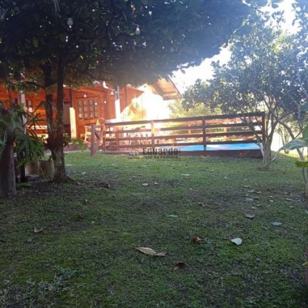 CASA DE S�TIO EM S�O JO�O BATISTA