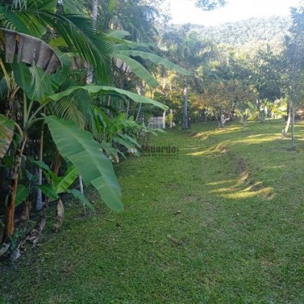 CASA DE S�TIO EM S�O JO�O BATISTA