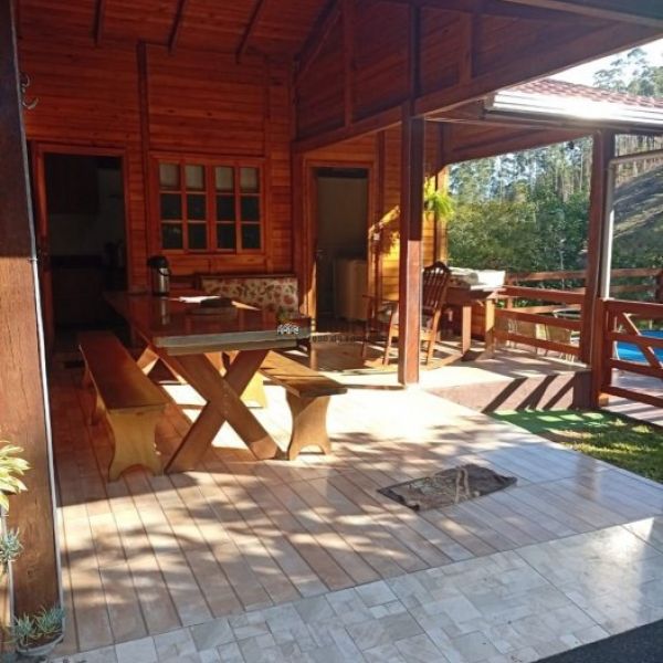 CASA DE S�TIO EM S�O JO�O BATISTA