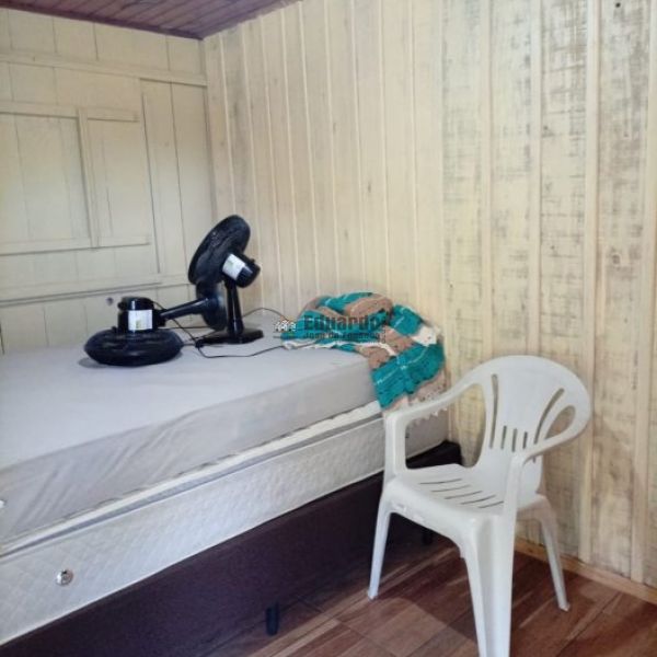 CASA DE S�TIO EM S�O JO�O BATISTA