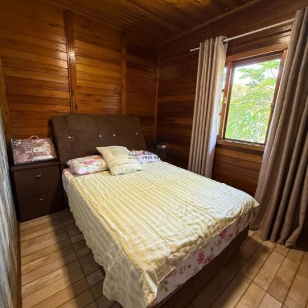 CASA DE S�TIO EM S�O JO�O BATISTA