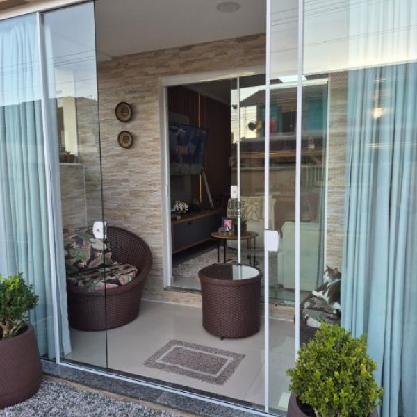 APARTAMENTO T�RREO,MOBILIADO,PRONTO PARA MORAR.