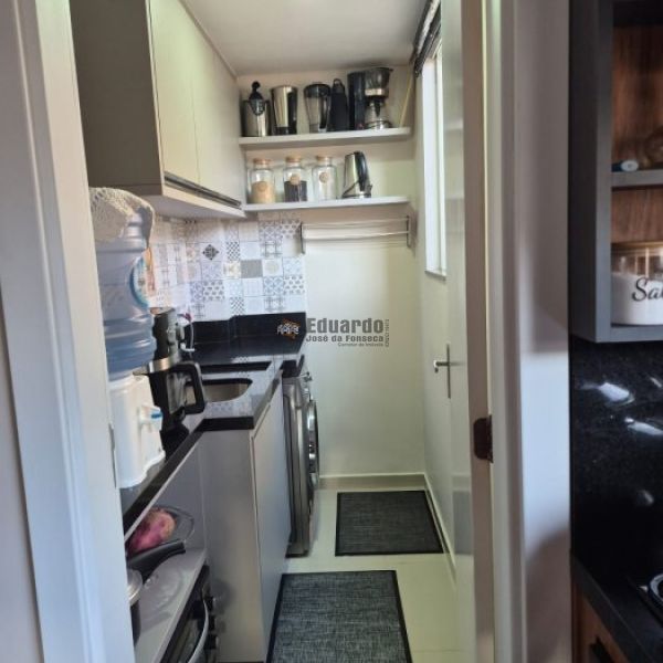 APARTAMENTO T�RREO,MOBILIADO,PRONTO PARA MORAR.