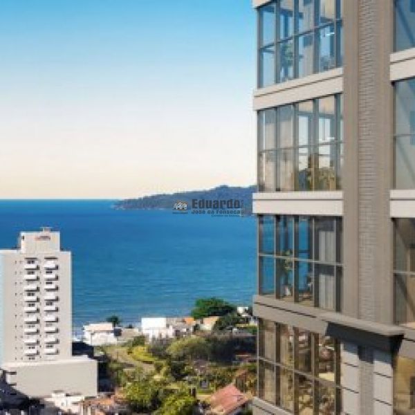 APARTAMENTO 03 SU�TES EM �TIMA LOCALIZA��O.