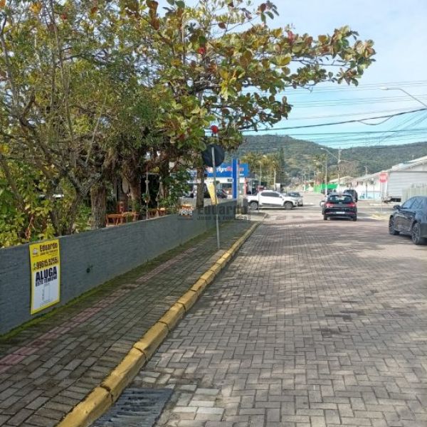 ALUGUEL ANUAL TERRENO CENTRO DE PORTO BELO
