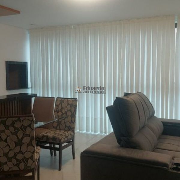 APARTAMENTO PR�XIMO AO MAR MOBILIADO