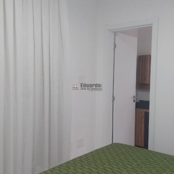 APARTAMENTO PR�XIMO AO MAR MOBILIADO