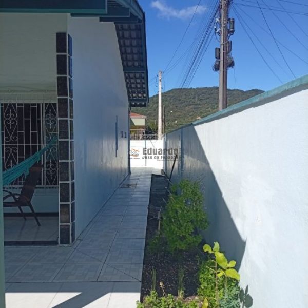 CASA 03 DORMIT�RIOS LOCA��O ANUAL