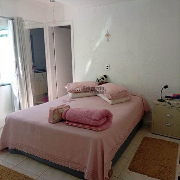 CASA 03 DORMIT�RIOS LOCA��O ANUAL