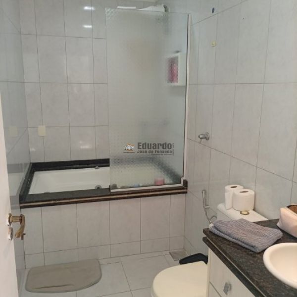 CASA 03 DORMIT�RIOS LOCA��O ANUAL