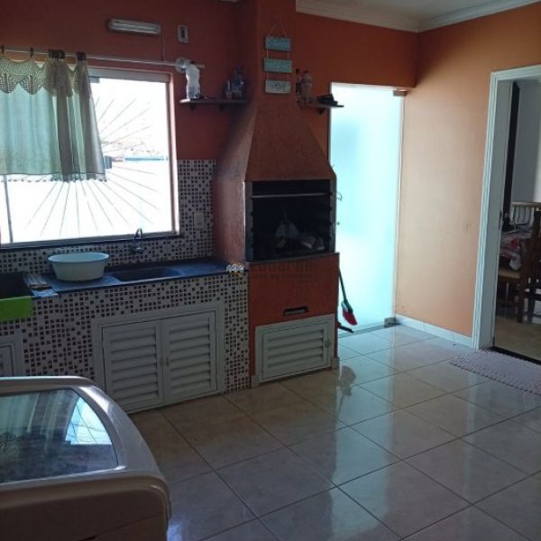 CASA 03 DORMIT�RIOS LOCA��O ANUAL