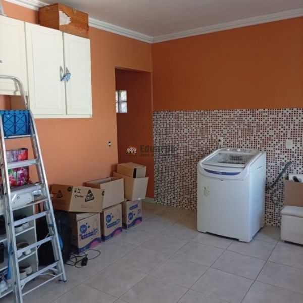 CASA 03 DORMIT�RIOS LOCA��O ANUAL