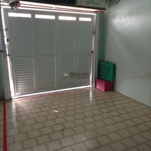 CASA 03 DORMIT�RIOS LOCA��O ANUAL