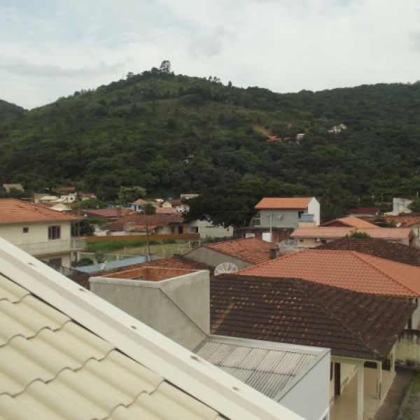 Sobrado e Apartamento centro de Porto Be