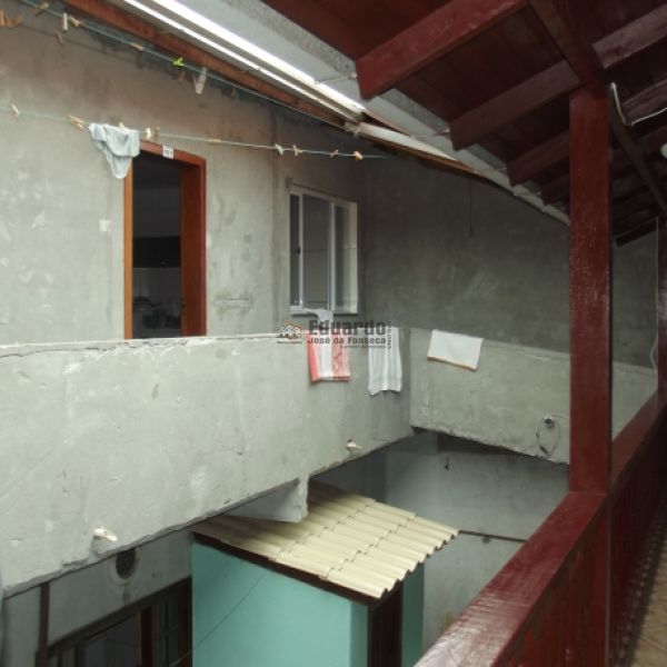 Sobrado e Apartamento centro de Porto Be