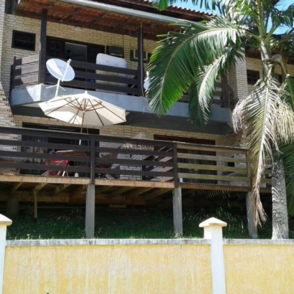 SOBRADO DUPLEX A VENDA 200 METROS DA PRAIA