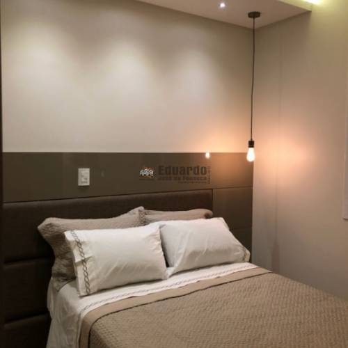 APARTAMENTO COM QUATRO DORMITRIOS