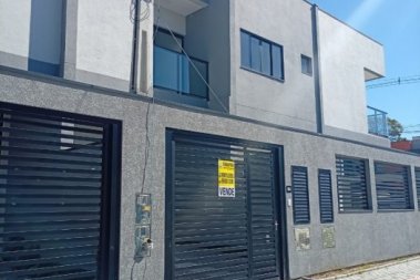 SOBRADO GEMINADO 02 SU�TES EM PORTO BELO