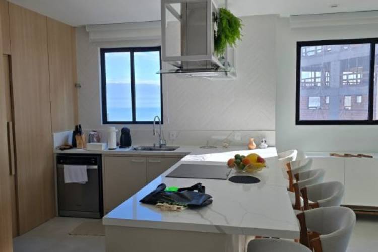 APARTAMENTO MOBILIADO 03 SUTES 