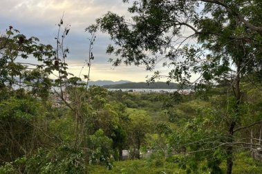 CASA COM VISTA PARA  BAIA DE PORTO BELO