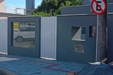 CASA AMPLA NO BAIRRO VILA NOVA 