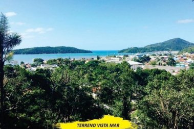 TERRENO COM VISTA MAR!